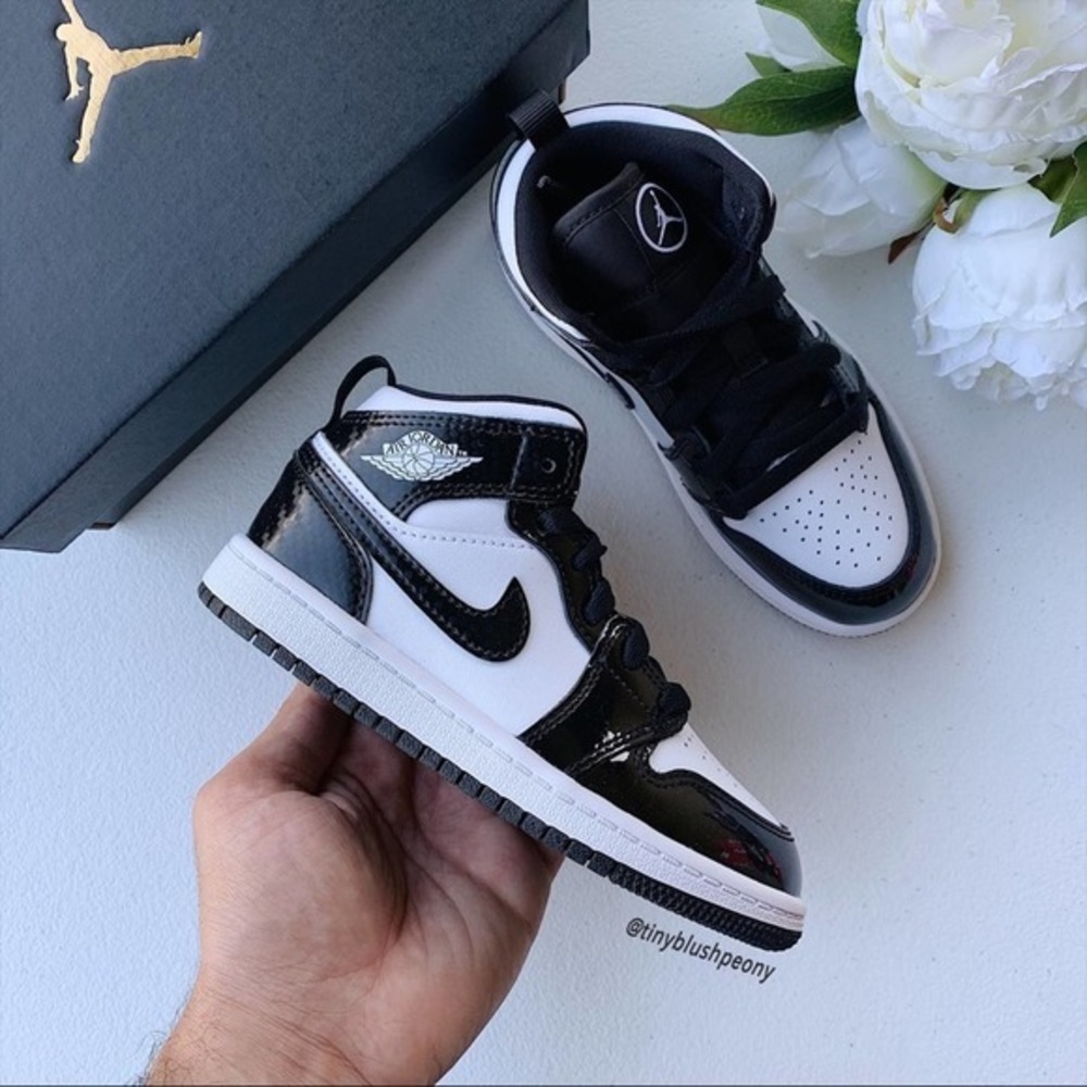 Nike Air Jordan 1 Mid (PS) NWT - Picture 3 of 10